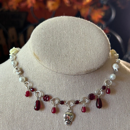 La Muelona Necklace